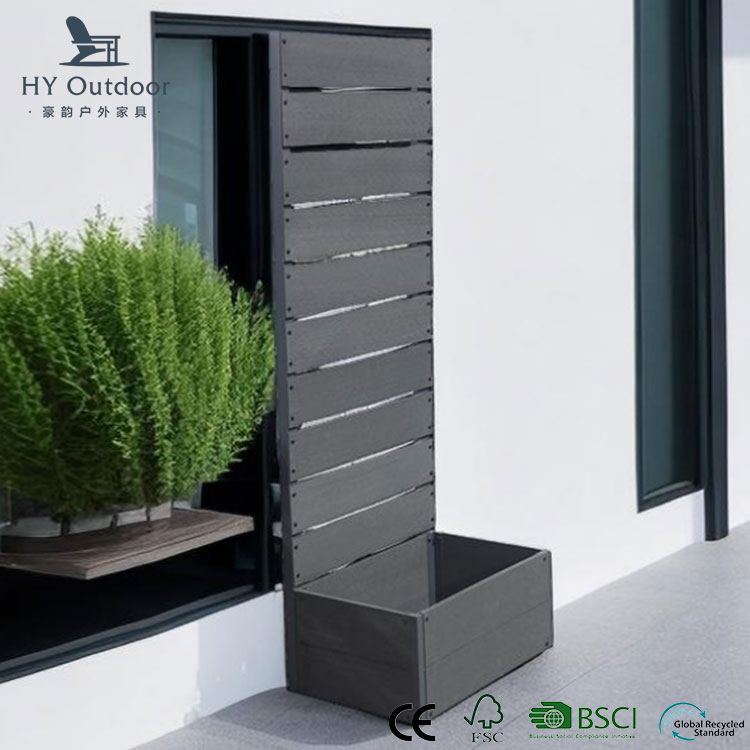 อะไรคือข้อดีของ WPC Planter?